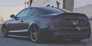 Audi S5 with Verde Wheels V99 Axis